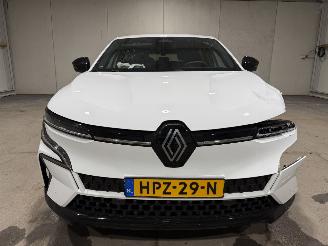 Renault Mégane E-Tech 60kWh 160kW Comfort Range Techno picture 29