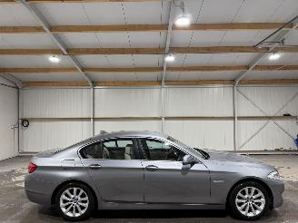 Damaged car BMW 5-serie 528i 180kW Automaat High Executive 2012/4