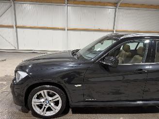 BMW X1 Sdrive20i 135kW Automaat Business Pano picture 13