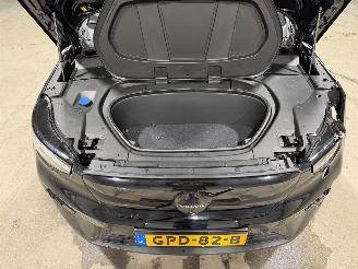 Volvo EC40 82kWh 325kW Twin Motor Performance Ultra Black Edition picture 26
