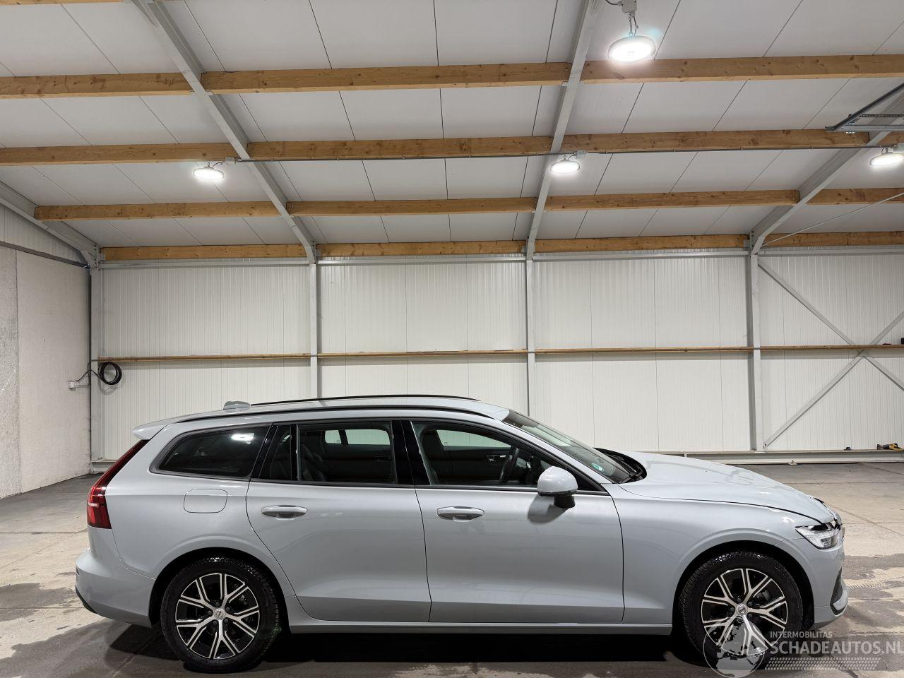 Volvo V-60 2.0B4 145kW Automaat Essential Edition