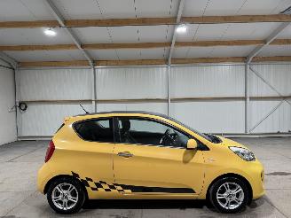 krockskadad bil auto Kia Picanto 1.0CVVT 51kW Clima Dynamicline 2016/7