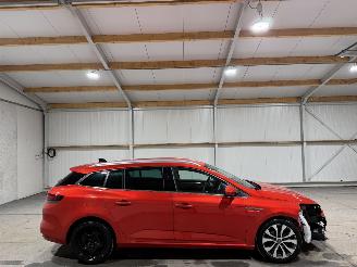 Schadeauto Renault Mégane 1.3TCe 103kW Automaat Clima Techno 2023/9