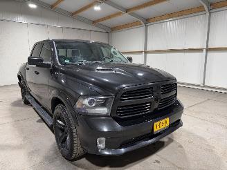 Dodge Ram 1500 5.7V8 295kW Automaat 4X4 Quad Cab picture 3