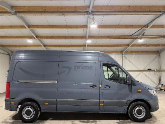 damaged commercial vehicles Mercedes eSprinter 55kWh L2-H2 Automaat 2021/7