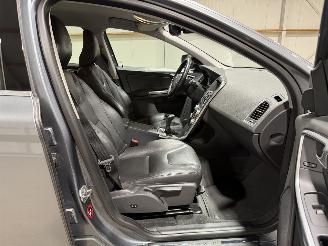 Volvo Xc-60 2.0D3 110kW FWD R-Design picture 22