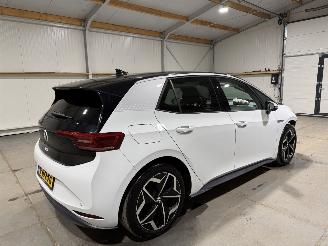 Volkswagen ID.3 58kWh 150kW First Plus picture 5