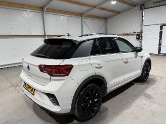 Volkswagen T-Roc 1.5TSI 110kW R-Line picture 5