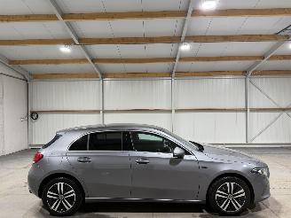 Coche accidentado Mercedes A-klasse 250e 118kW Automaat Pano Business Solution Luxury Limited 2020/11