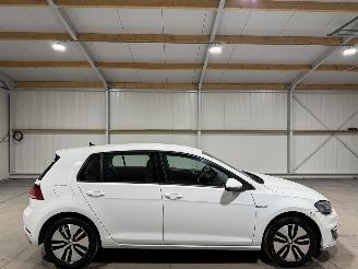 krockskadad bil auto Volkswagen e-Golf 36kWh 100kW Automaat Clima Navi 2019/11