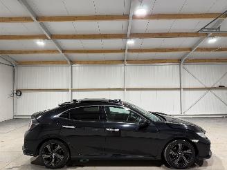 Vaurioauto  passenger cars Honda Civic 5DR 1.5i-VTEC 134kW Automaat pano Prestige 2018/5