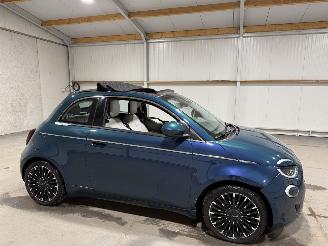 Fiat 500 42kWh 87kW Cabrio La Prima picture 2