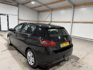 Peugeot 308 1.2PT 81kW Active Airco picture 12