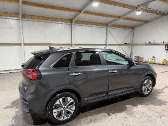 Kia e-Niro 64kWh 150kW Executiveline picture 5