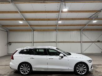 krockskadad bil auto Volvo V-60 2.0T6Hybrid 186kW Automaat Twin Engine AWD Momentum Pro 2020/6