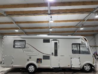 Vaurioauto  campers Hymer  B 614CL 3.0d 114kW Automaat Standkachel levelsysteem luiffel 2013/3