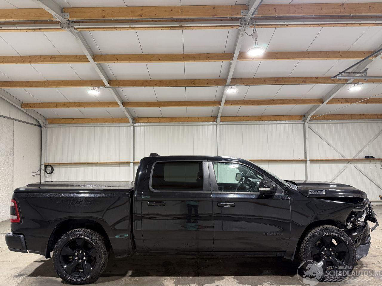 Dodge Ram 5.7V8 4X4 295kW Automaat Crew Cab Big Horn