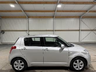 Schadeauto Suzuki Swift 1.3 68kW Airco Shogun 2008/7
