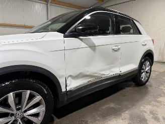 Volkswagen T-Roc 1.0TSI 85kW Camera Sport picture 15