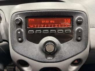 Peugeot 108 1.0e-VTi 53kW Airco Active Top! picture 32