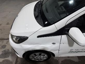 Peugeot 108 1.0e-VTi 53kW Airco Active Top! picture 15