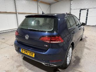 Volkswagen Golf 1.8 125kW Airco Camera Pano picture 7