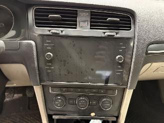 Volkswagen Golf 1.8 125kW Airco Camera Pano picture 19