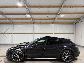 Porsche Taycan Cross Turismo 4 105kWh AWD 320kW Luchtvering Pano picture 8