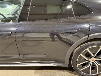 Porsche Taycan Cross Turismo 4 105kWh AWD 320kW Luchtvering Pano picture 32