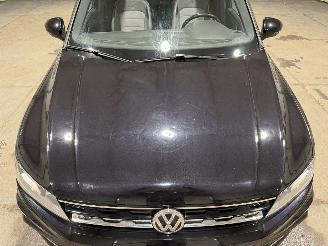 Volkswagen Tiguan 1.4TSI 110kW Automaat ACT Highline picture 15