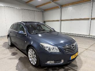 Opel Insignia ST 2.0T 162kW Cosmo 4X4 Pano picture 3