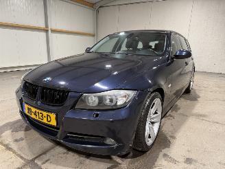 BMW 3-serie 325i 160kW Automaat High Executive picture 22