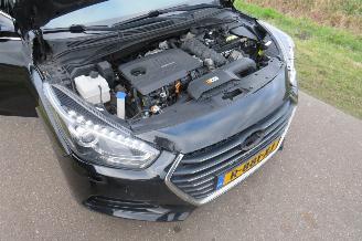 Hyundai I-40 1.7 CRDi I Catcher Premium Automaat  140pk  Camera Leer Navigatie [ nieuwe model picture 9