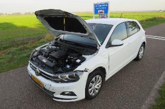 Volkswagen Polo 1.0 TSI 5drs  Comfortline  Navigatie Camera   2019 Topstaat picture 13