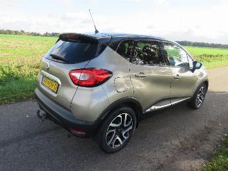 Avarii autoturisme Renault Captur 12 TCE 120pk Dynamique Automaat!!!! 146.000km  navigatie Airco 2014 topstaat 2014/4