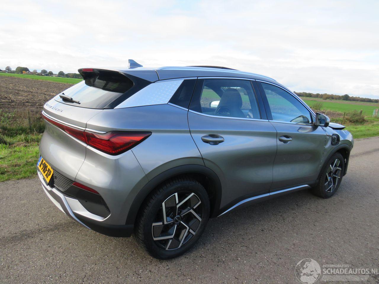 BYD Atto 3 Design 60 Suv  12-2022  Elektrisch Suv Leer camera [ auto loopt en rijd