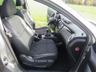 Nissan Qashqai MPV 1.2 Tekna 116pk 2017 Camera Navie Clima Stoelverwarming  leer vol optie picture 16