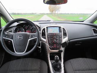 Opel Astra SPORTS TOURER 1.4 Turbo Edition  120pk Navigatie [ schadevrij  2011 picture 4