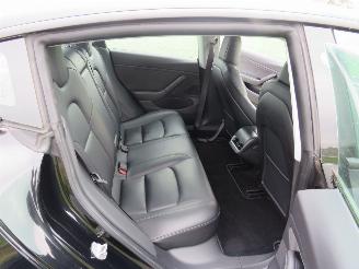 Tesla Model 3 Gerserveerd  Automaat Elektrisch TESLA 106.000 km 2019 panoramadak Leer Navigatie  [ instappen eb rijden picture 4