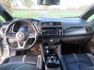 Nissan Leaf Tekna Automaat 2018  140.000km nap Camera Navigatie Clima Leer  [ nieuwstaat picture 3