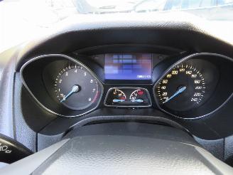 Ford Focus 1.0 101 pk Eco Boost  5drs Navigatie Airco  2013 picture 8