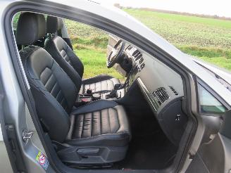 Volkswagen Golf 1.4 TSi  140pk Automaat  Highline Camera Navigatie Leer  Schuifkanteldak picture 5
