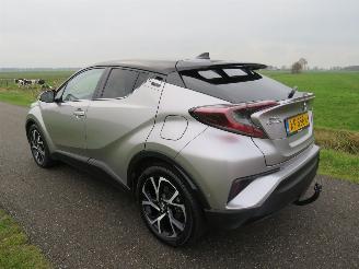 Toyota CH-R 1.8 Automaat  Hybride /Benzine Elektriciteit Bi Tone  Euro 6  2017 Topstaat picture 27