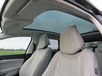 Peugeot 308 SW 1.2eTHP 131pk!!! Automaat Allure 178.000km nap Camera leer Navigatie Splinter nieuw picture 3