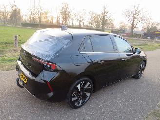 Auto incidentate Opel Astra 12 131pk 5drs Elegance  2022 Camera Navigatie stoel en stuur verwarming klim sportstoelen 2022/5