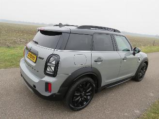 krockskadad bil auto Mini Countryman 1.5 Automaat Hybride  COOPER SE ALL4 125pk  Benzine /Electriche 2021 2021/11