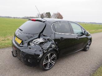 Peugeot 208 1.2 110pk GT Line  5Drs 82.000km nap Leer Camera Navigatie  2016 topstaat picture 10
