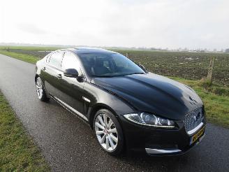Jaguar XF 2.2 S.R Sport LE  200pk Automaat  2015 vol optie picture 25