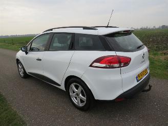 Schadeauto Renault Clio 0.9 TCe 90pk Euro 6 5drs Airco 2014   219.000km NAP 2014/9