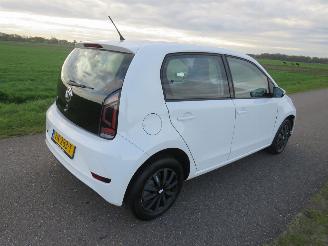 Schadeauto Volkswagen Up! 1.0  BMT Move Up  2019  5DRS airco 2019/7